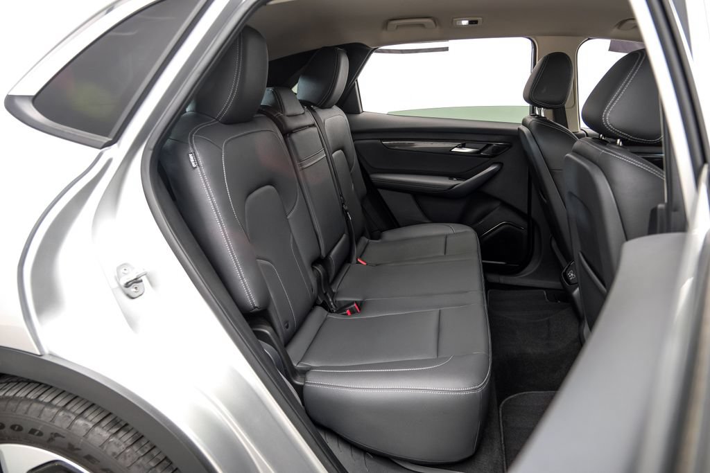 Used 2023 VinFast VF 8 Eco AWD/4WD image 46