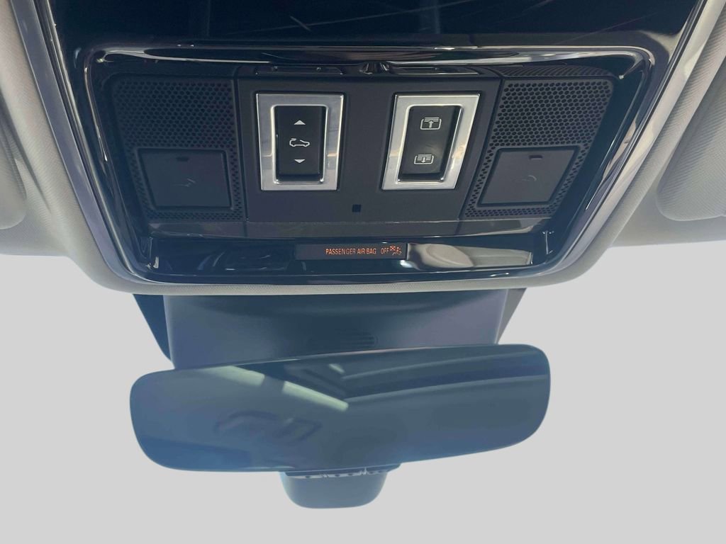 Used 2018 Land Rover Range Rover Sport HSE AWD/4WD image 32