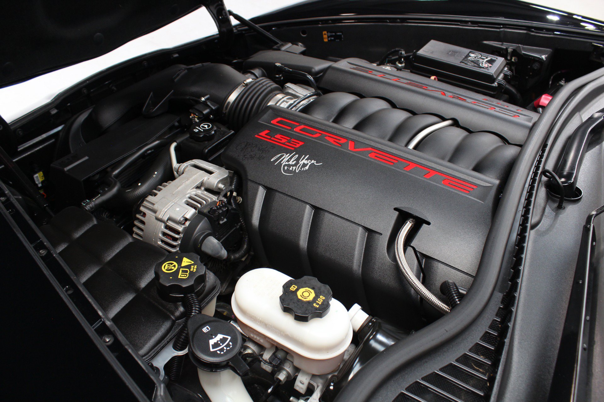 Used 2013 Chevrolet Corvette Grand Sport w/ 3LT Preferred Equipment Group RWD image 31