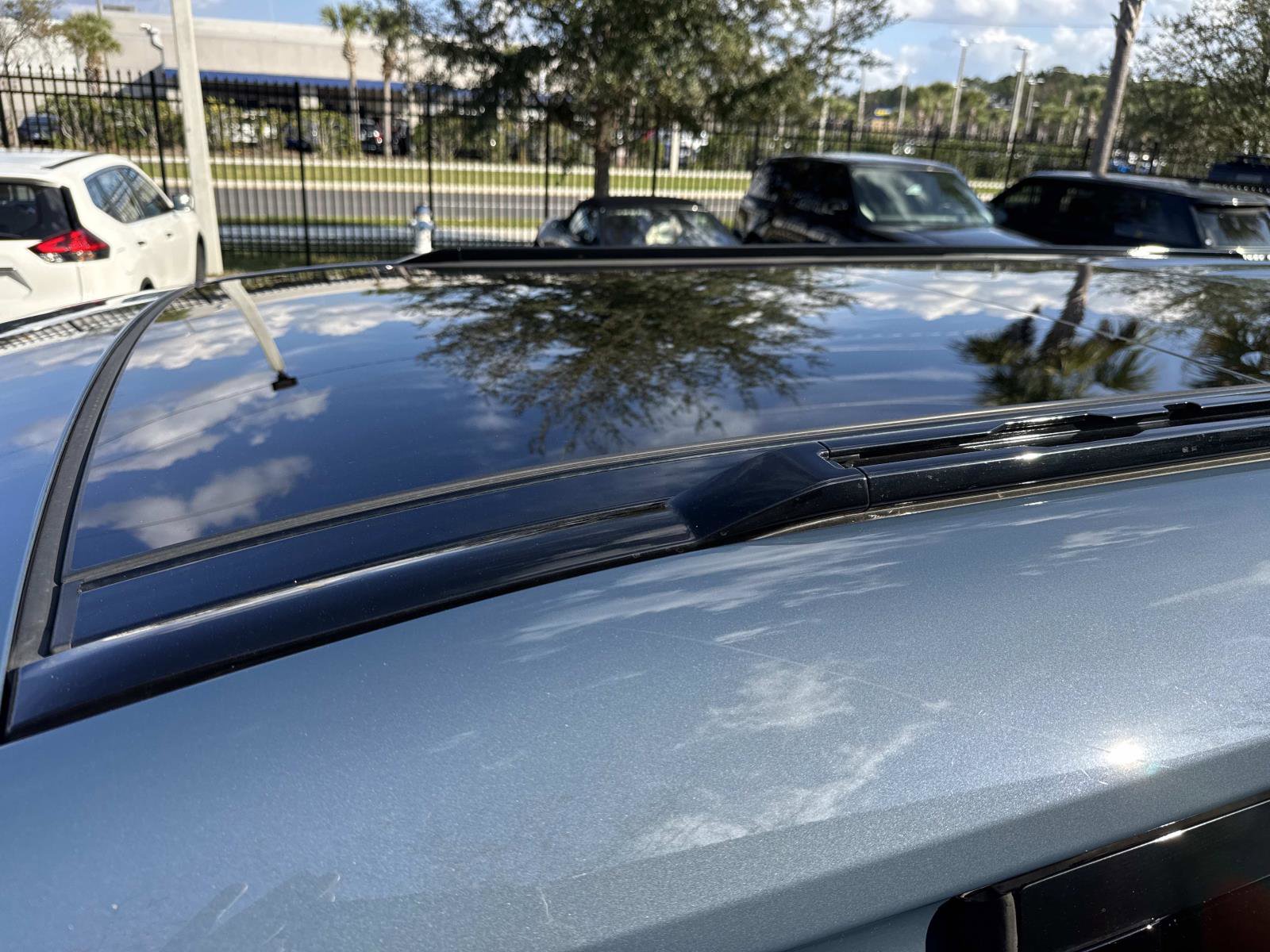 Used 2024 Land Rover Defender 110 X-Dynamic SE image 33