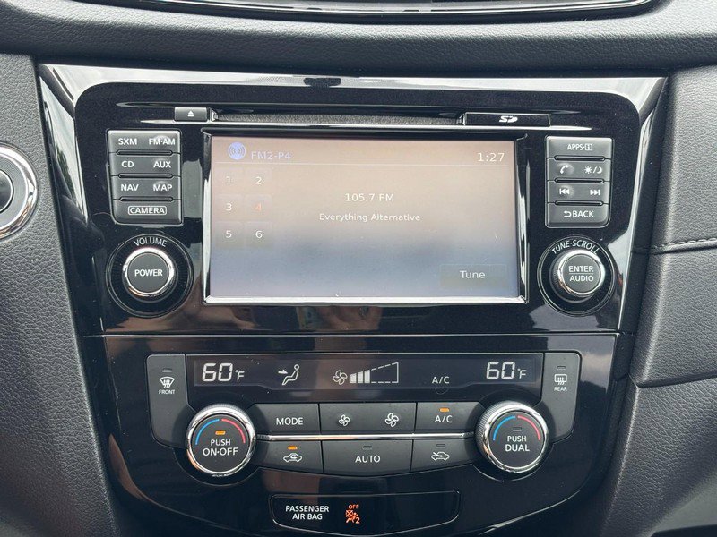 Used 2017 Nissan Rogue SV FWD image 20