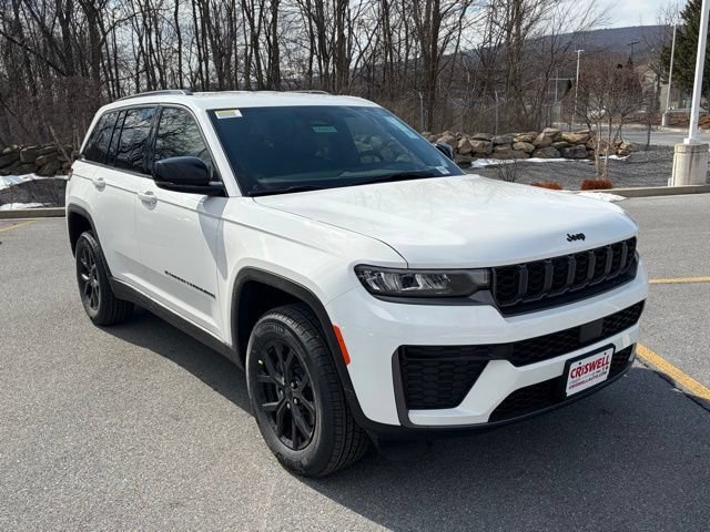 New 2026 Jeep Grand Cherokee Altitude AWD/4WD image 2