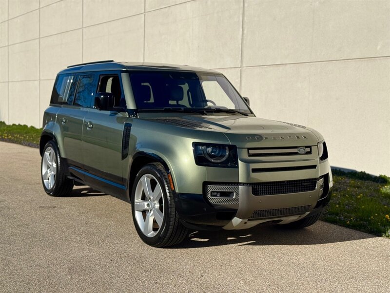 Used 2022 Land Rover Defender 110 X-Dynamic HSE AWD/4WD image 4