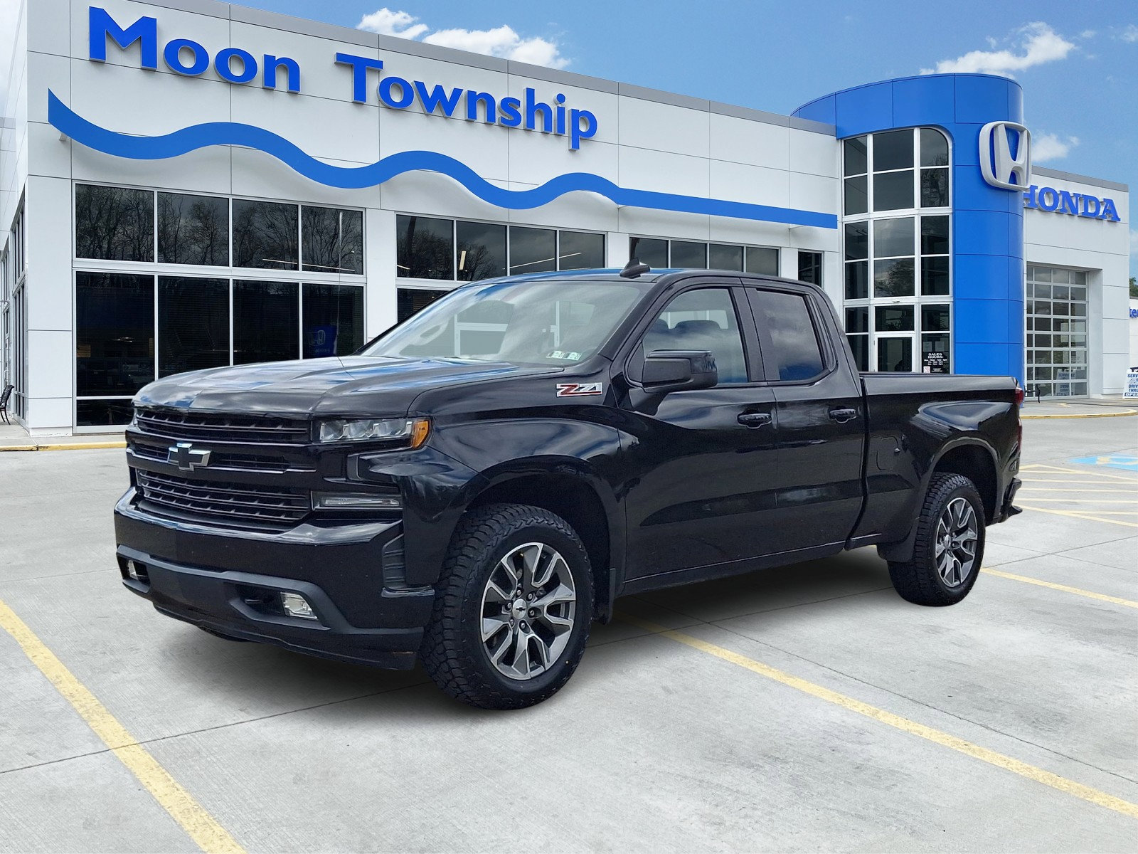 Used 2019 Chevrolet Silverado 1500 RST image 3