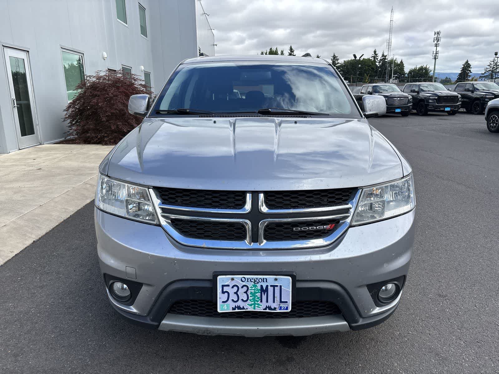 Used 2017 Dodge Journey SXT w/ Comfort/Convenience Group FWD image 7