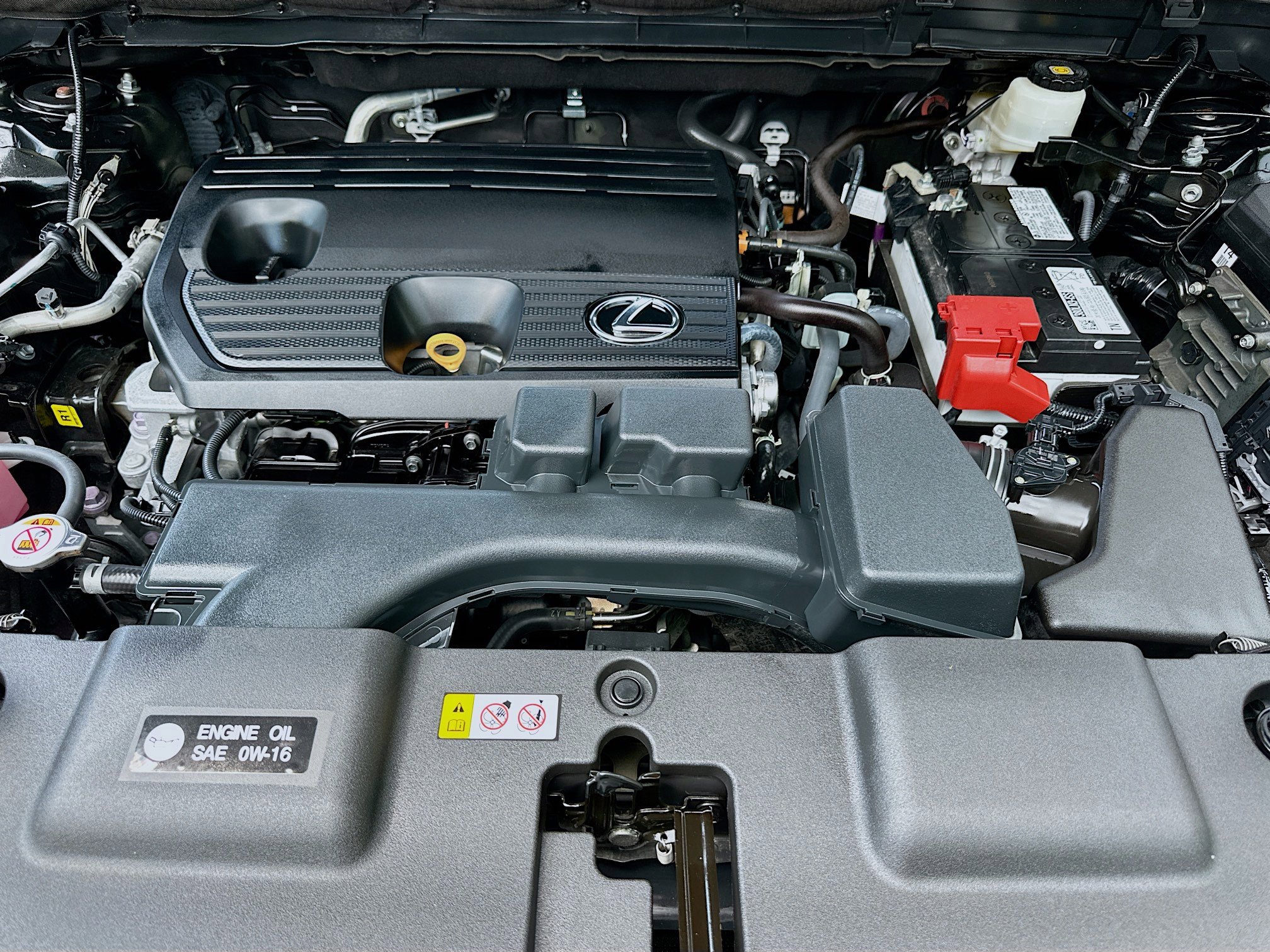 Used 2024 Lexus NX 250 FWD w/ Towing Package (2000 Lbs) image 31