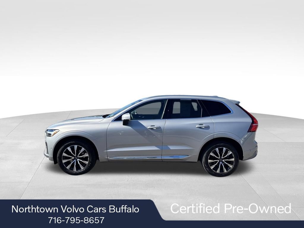 Used 2023 Volvo XC60 B5 Plus w/ Climate Package AWD/4WD image 2
