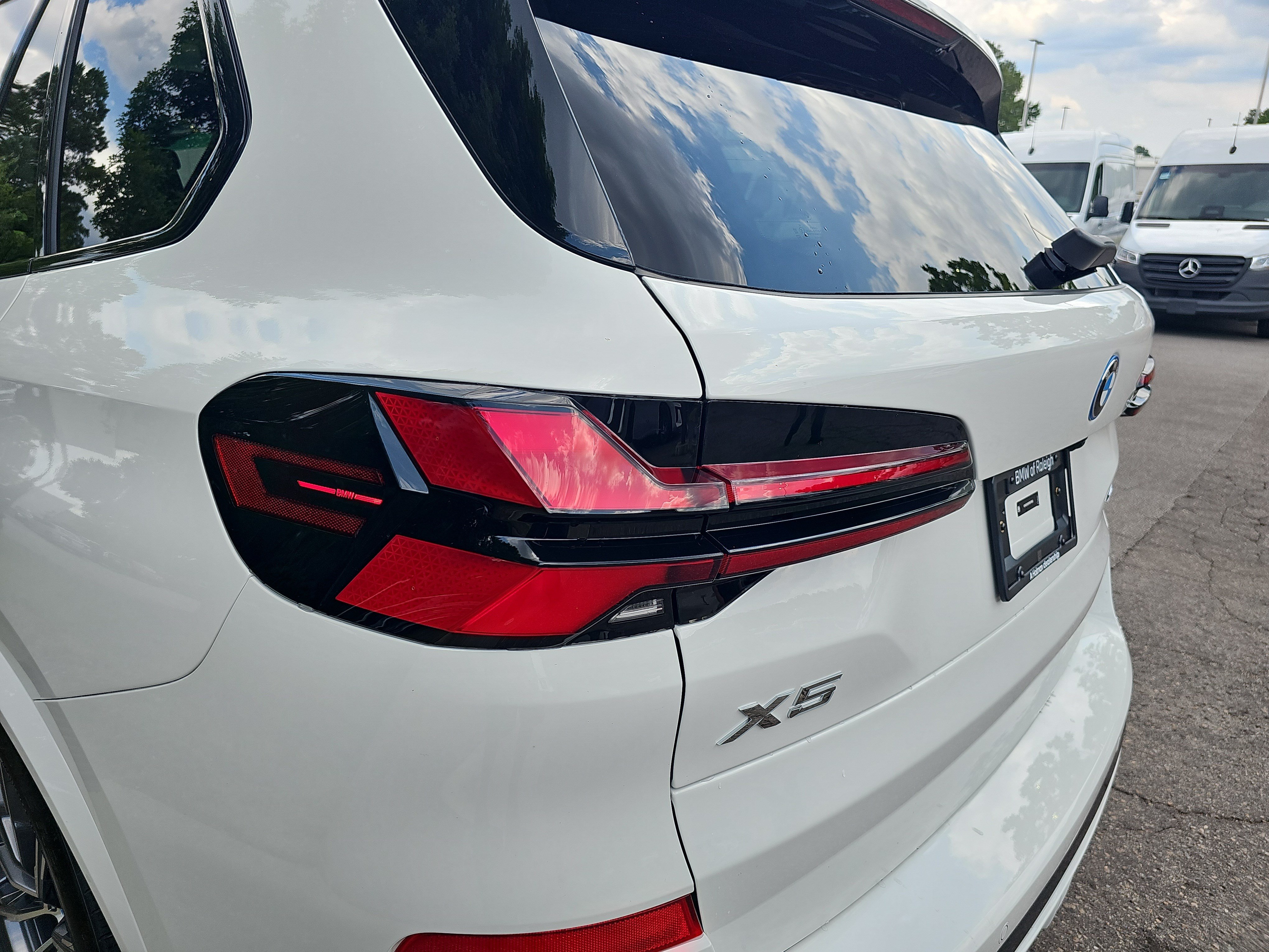 New 2026 BMW X5 xDrive50e w/ Executive Package AWD/4WD image 35