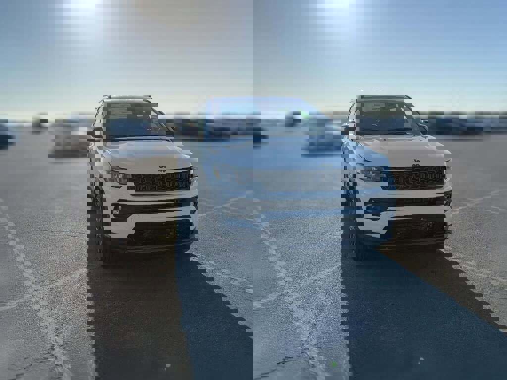 New 2026 Jeep Compass Latitude image 17