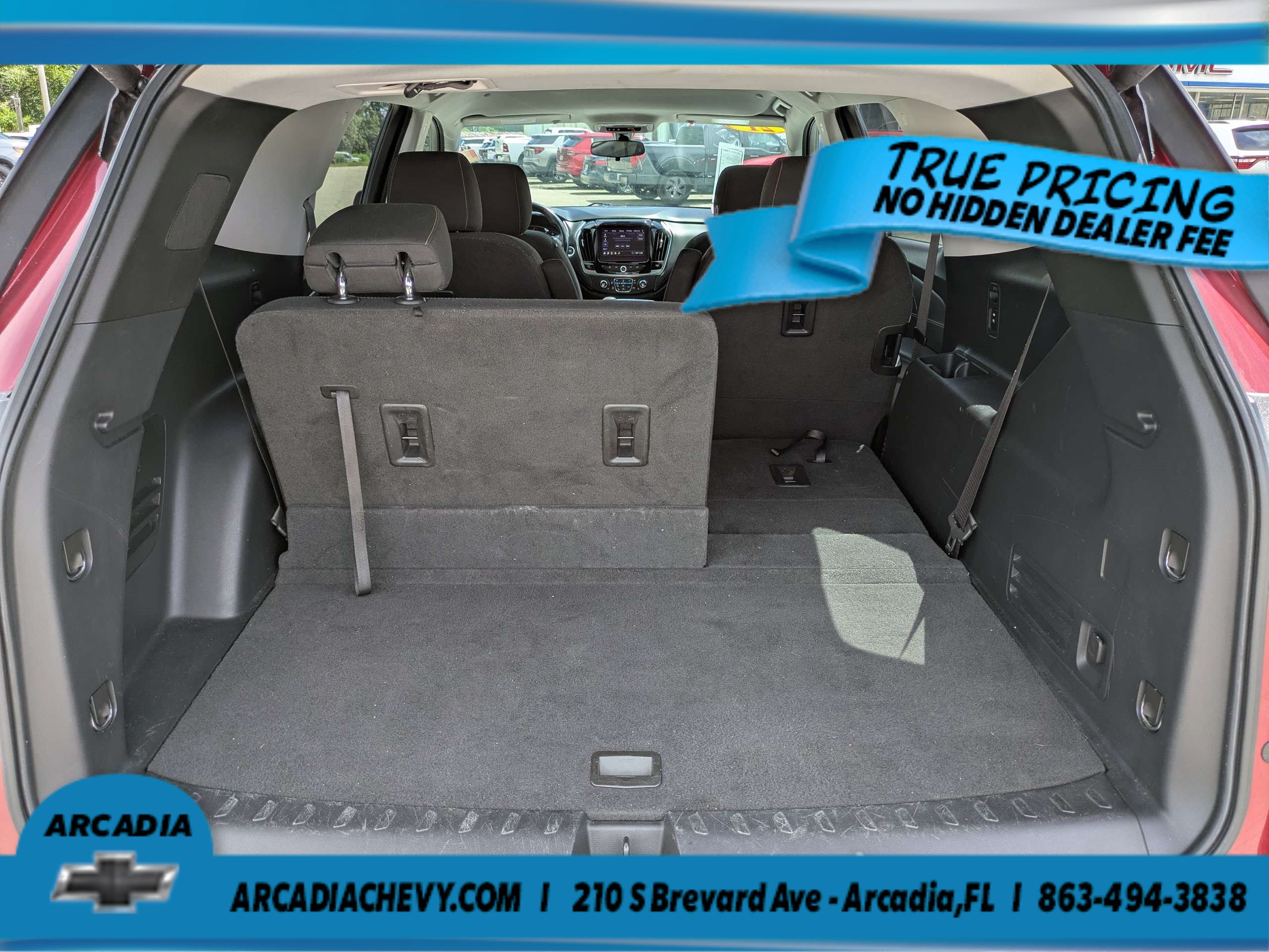 Used 2021 Chevrolet Traverse LT FWD image 13
