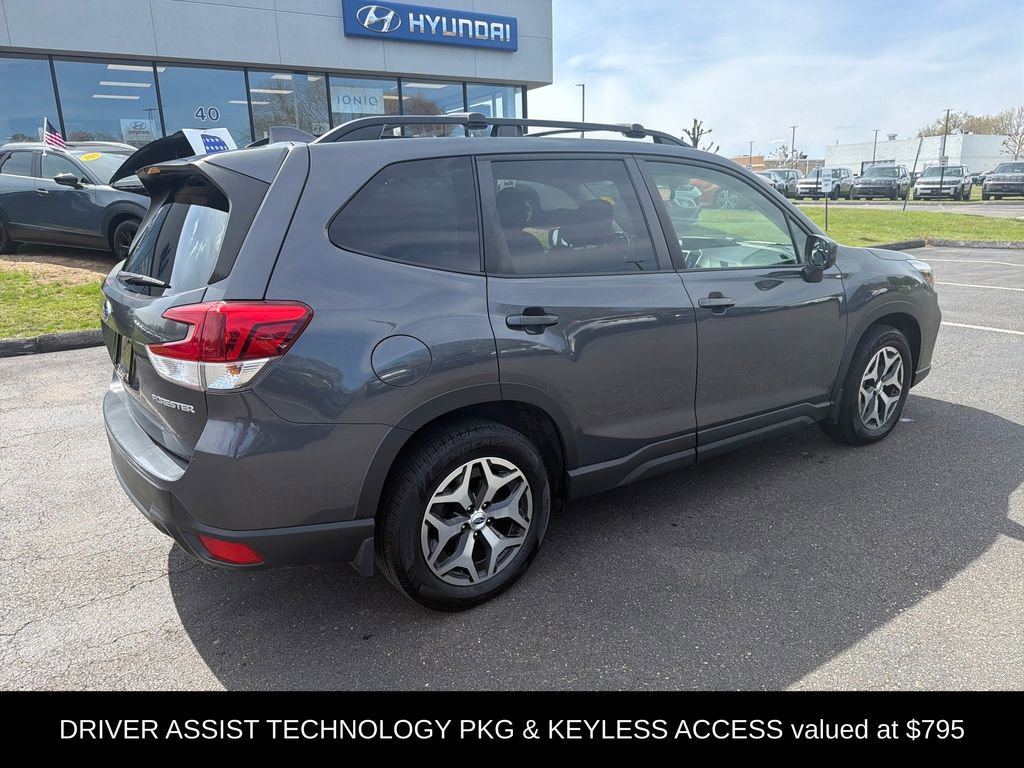 Used 2020 Subaru Forester Premium AWD/4WD image 3