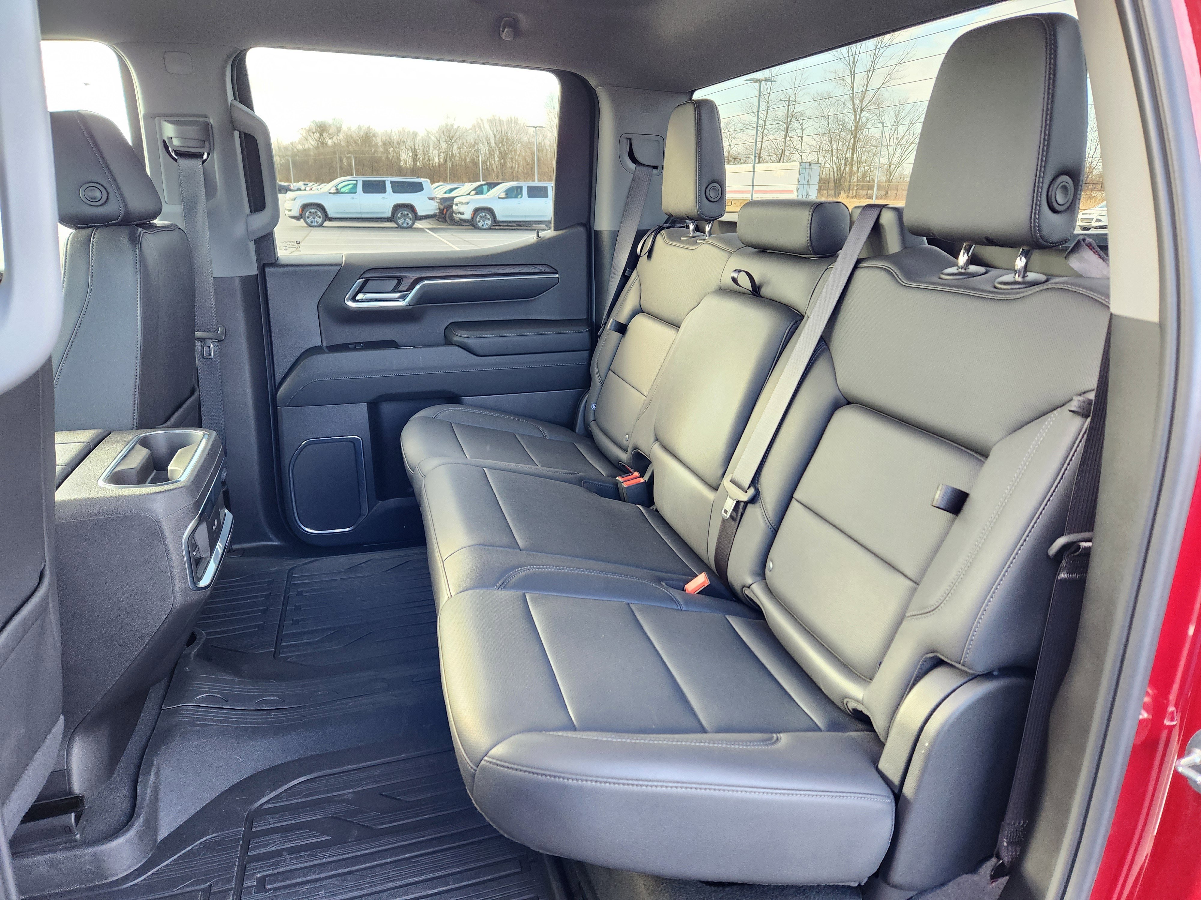 Used 2024 GMC Sierra 1500 SLT w/ SLT Premium Package image 11