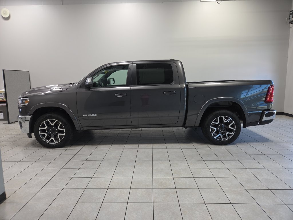 Used 2026 RAM 1500 Laramie AWD/4WD image 9