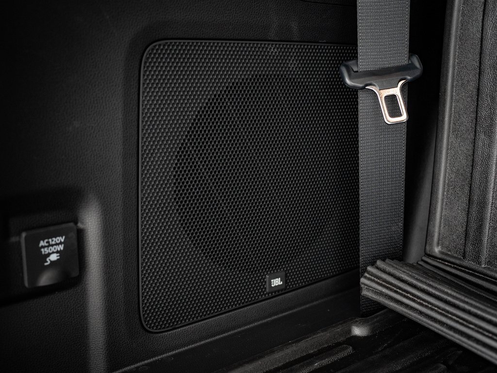 Used 2023 Toyota Highlander Platinum image 24