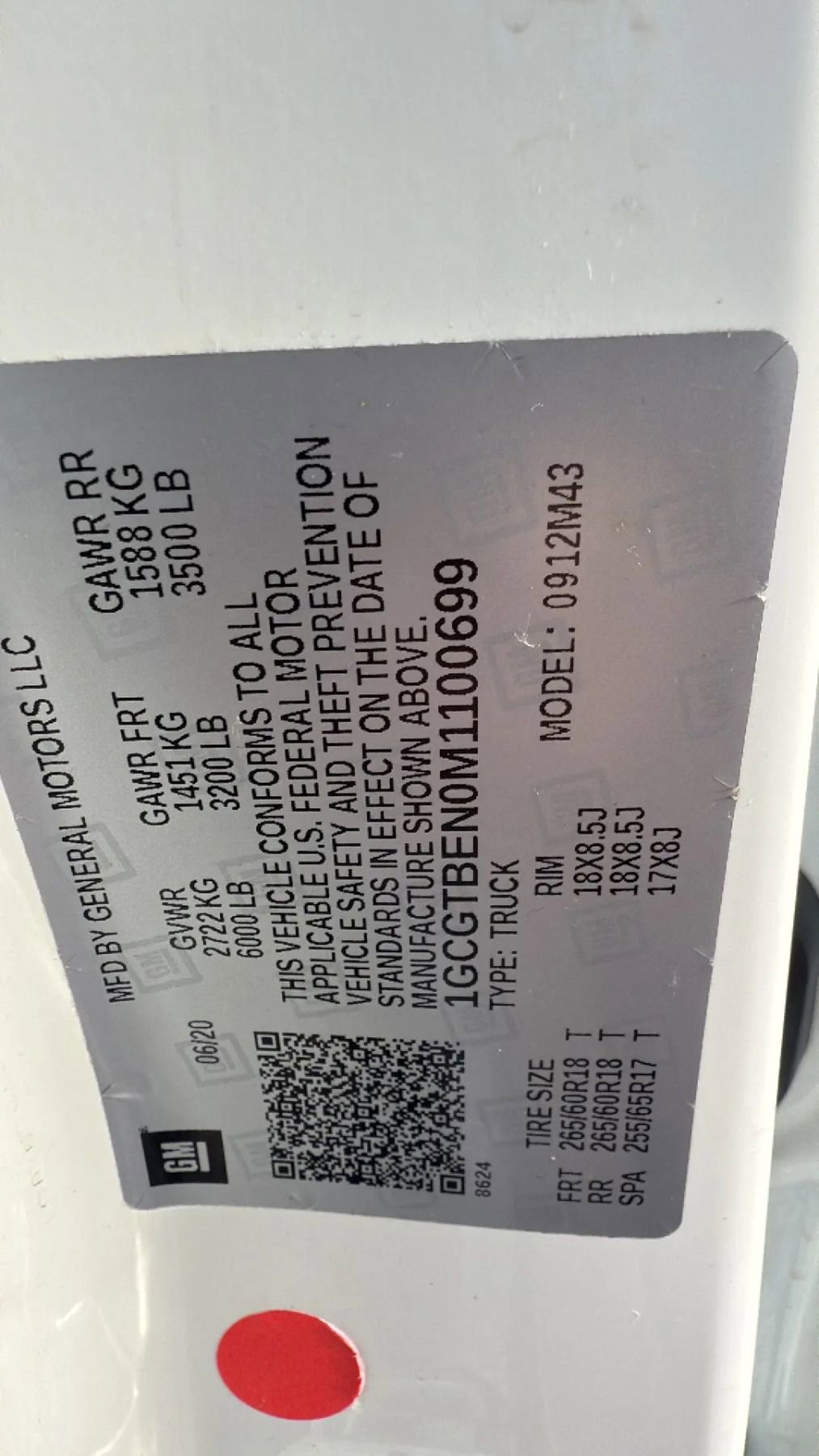 Used 2021 Chevrolet Colorado W/T w/ Custom Special Edition image 31