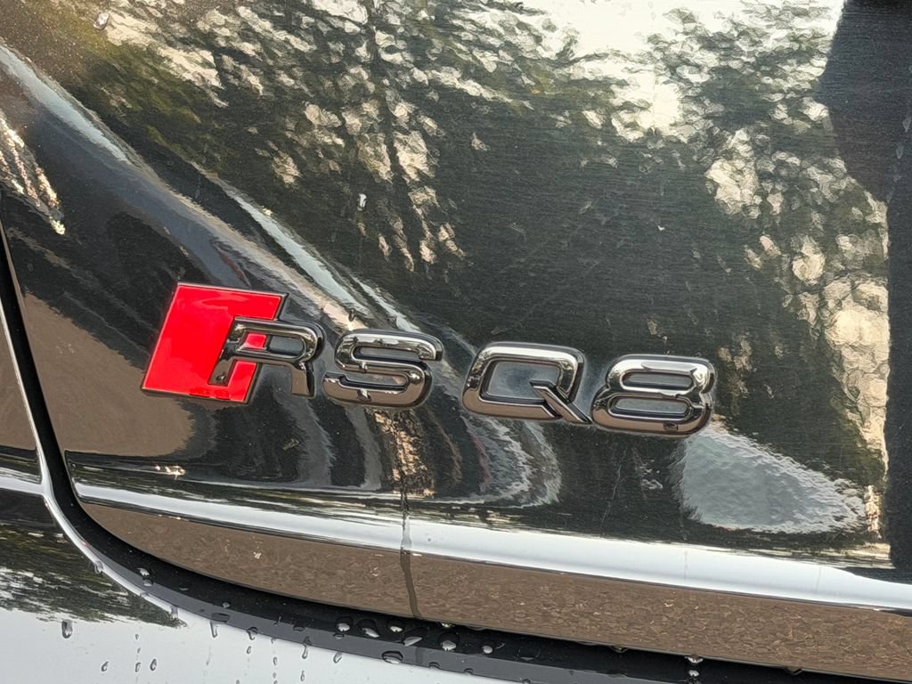 Used 2022 Audi RS Q8 AWD/4WD image 32