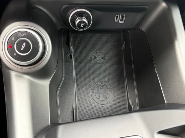 Used 2024 Alfa Romeo Tonale Ti w/ Active Assist Package AWD/4WD image 30