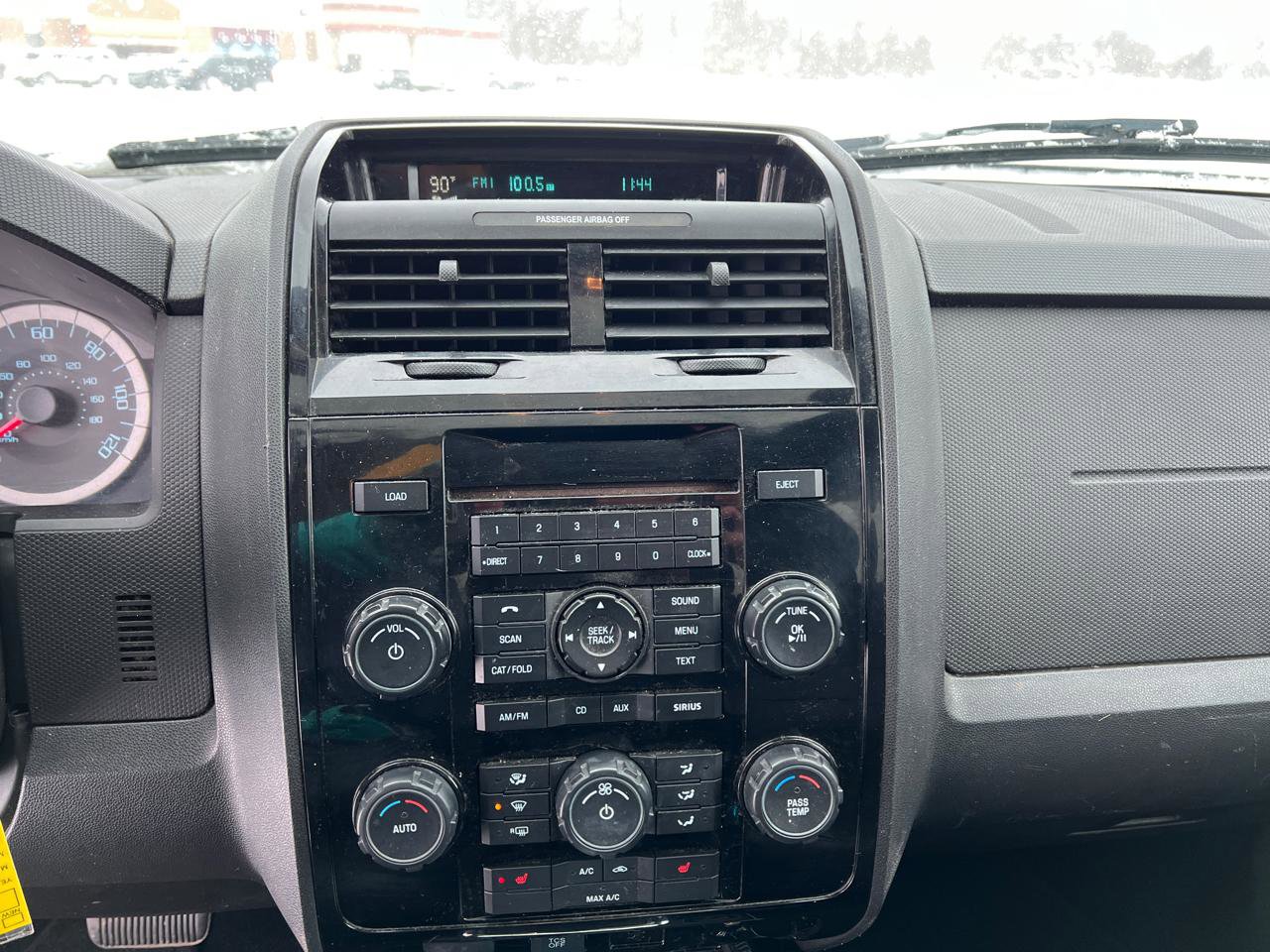 Used 2011 Ford Escape Limited w/ 302A Rapid Spec Order Code image 21