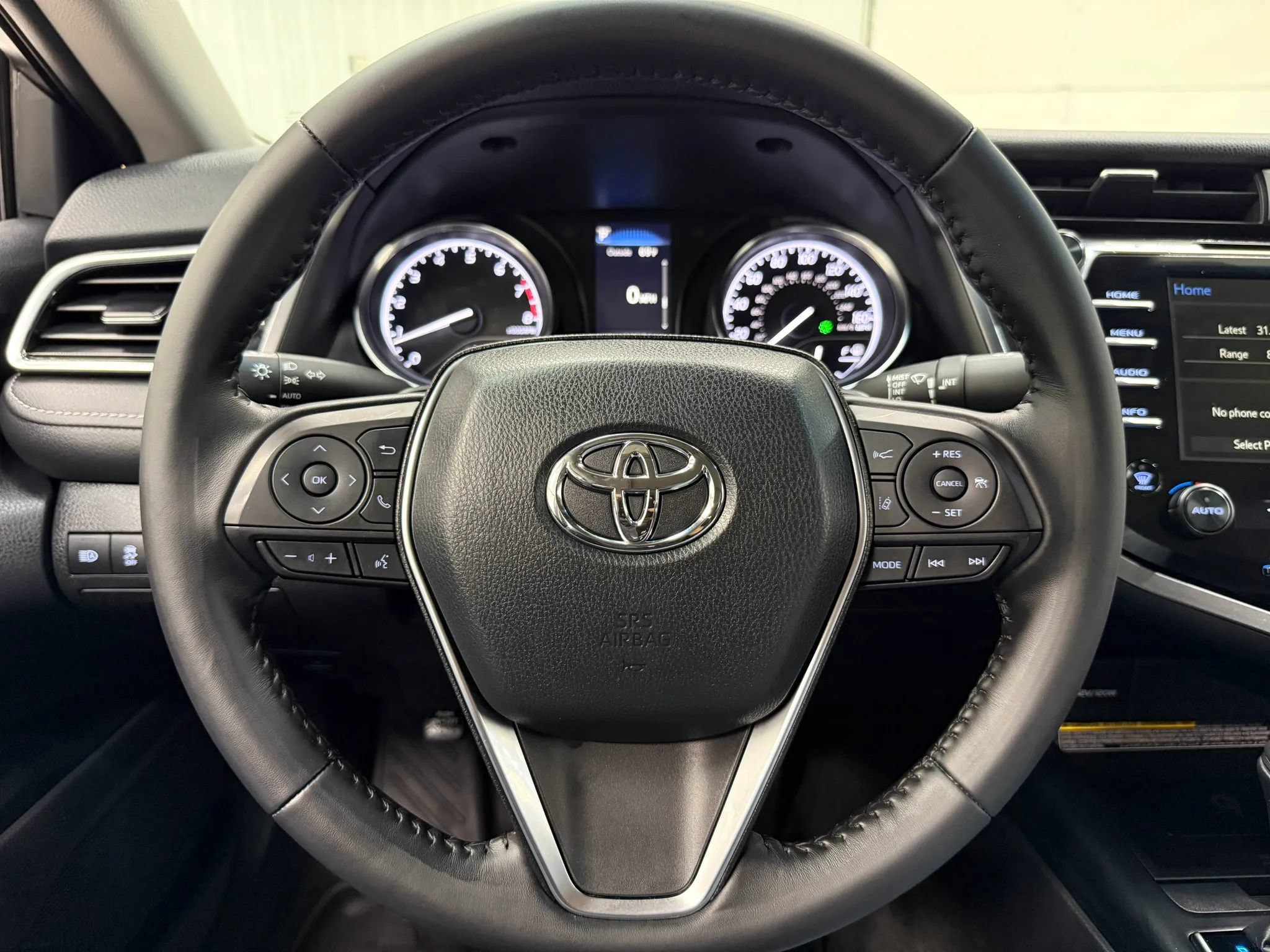 Used 2018 Toyota Camry SE w/ Audio Package FWD image 19