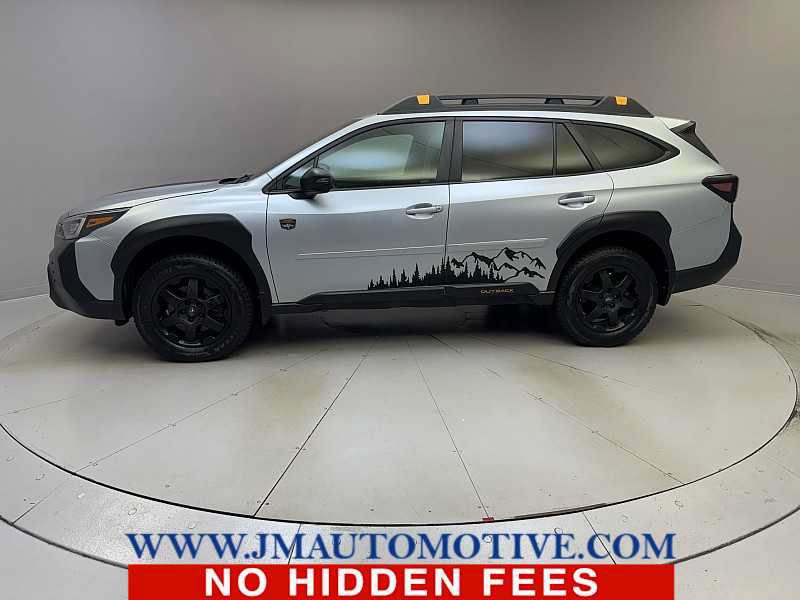 Used 2022 Subaru Outback Wilderness AWD/4WD image 2