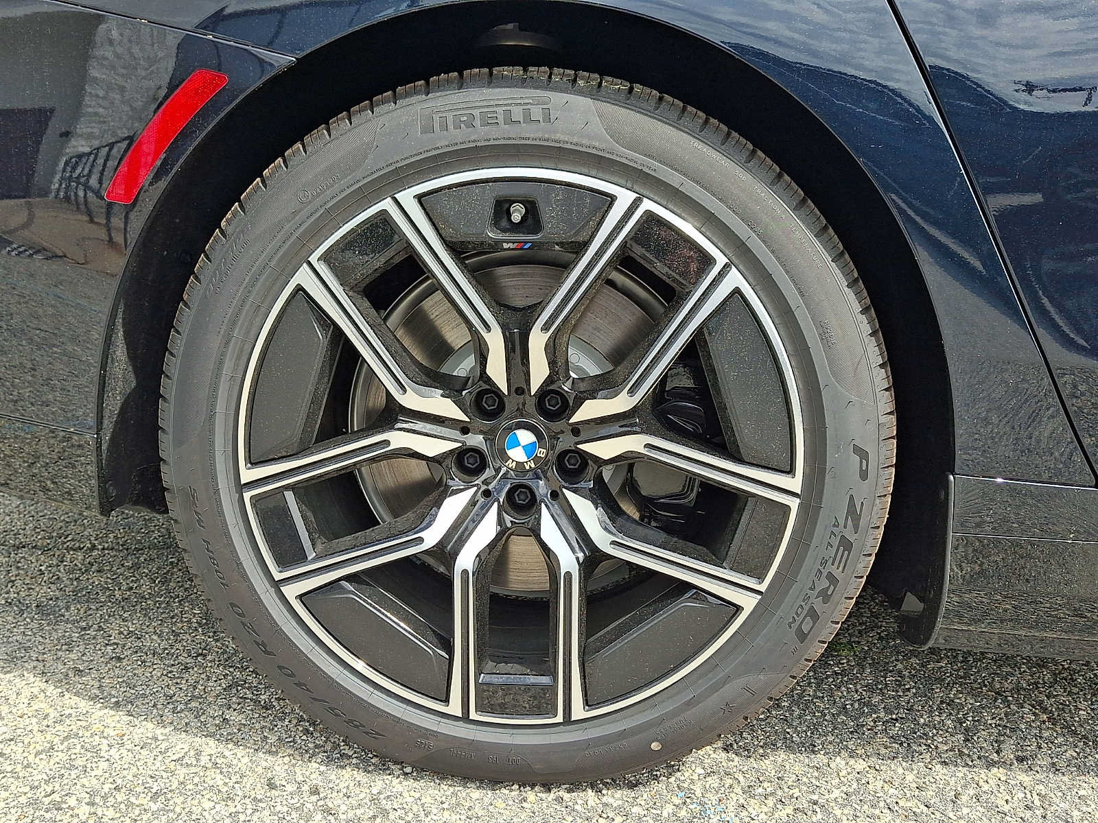 New 2026 BMW i7 xDrive60 AWD/4WD image 5