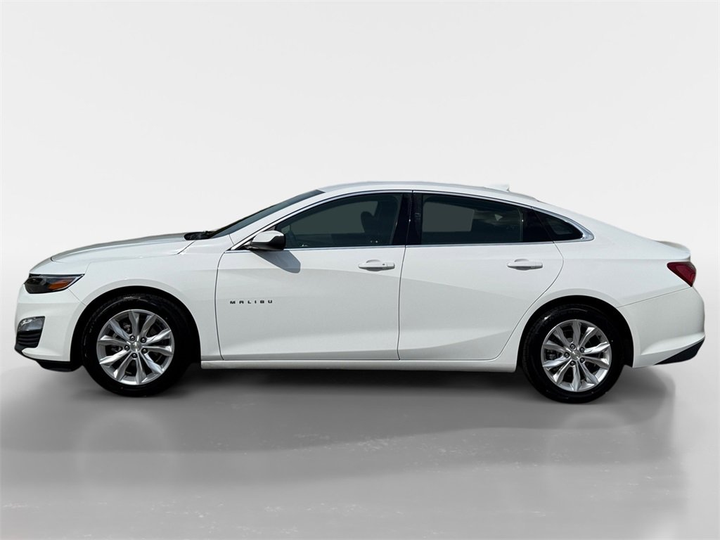 Used 2022 Chevrolet Malibu LT image 4