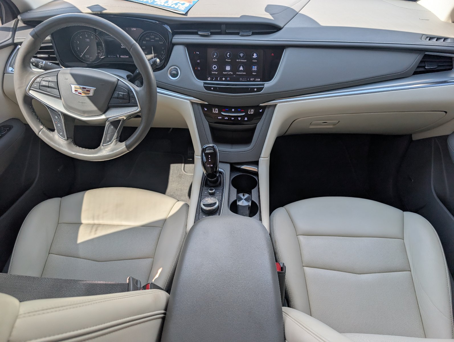 Certified 2022 Cadillac XT5 Premium Luxury w/ Technology Package FWD image 30