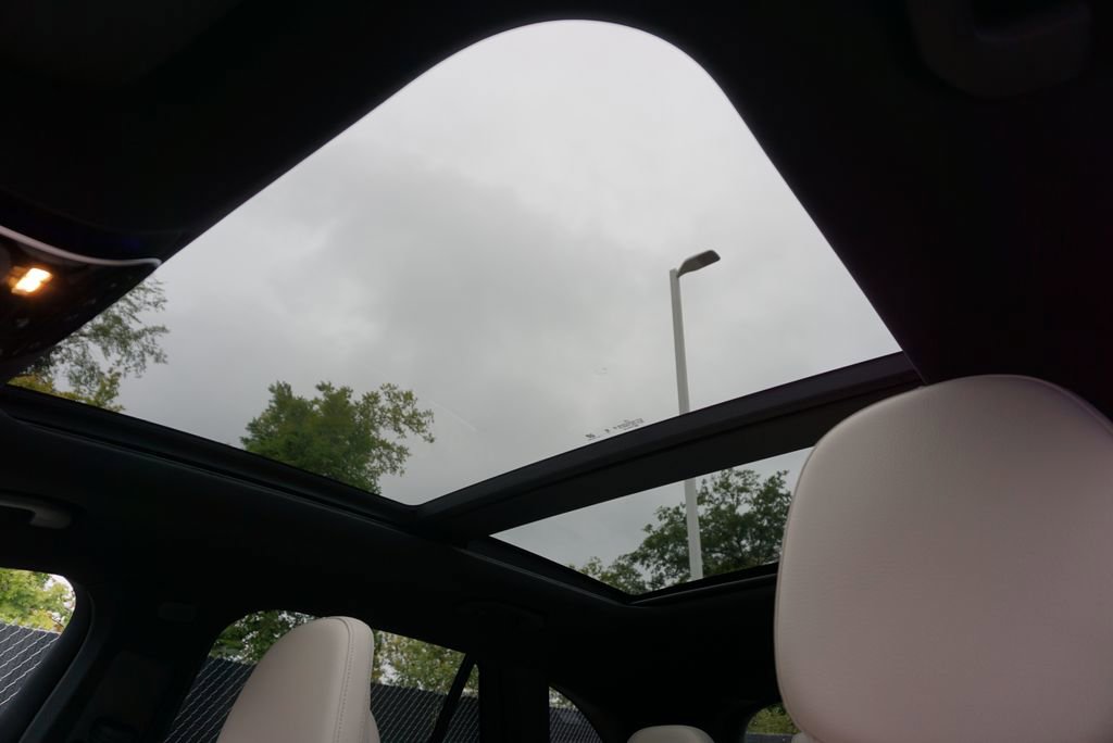 New 2026 Mercedes-Benz GLC 300 4MATIC image 41