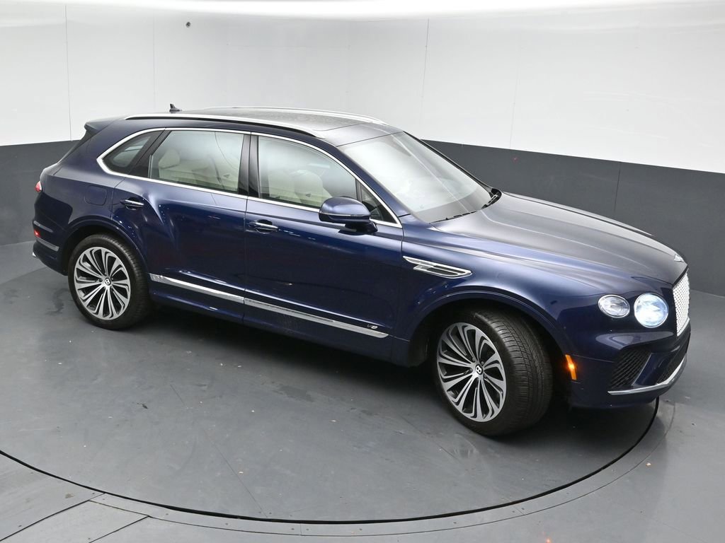 Used 2021 Bentley Bentayga image 44