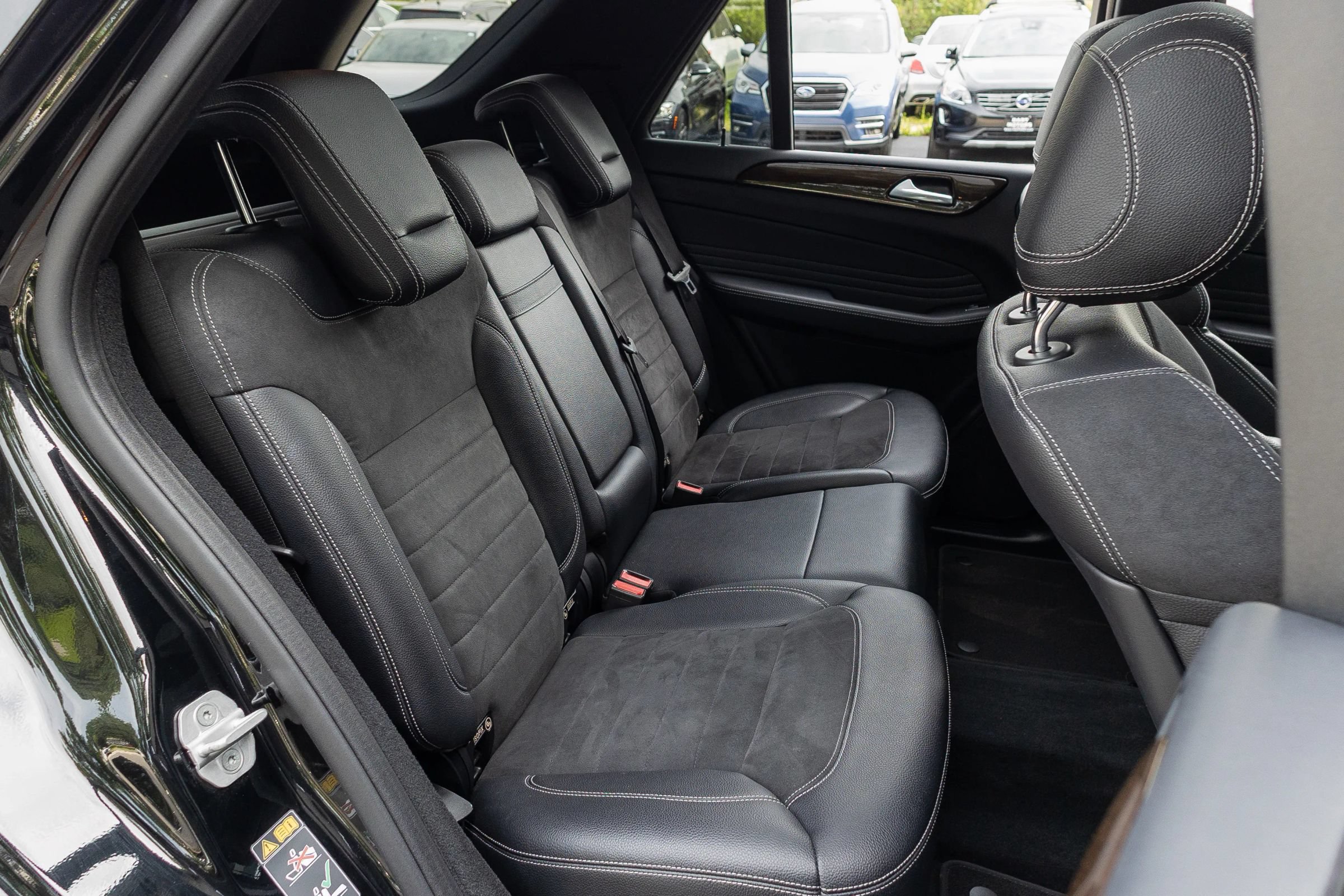 Used 2015 Mercedes-Benz ML 250 BlueTEC 4MATIC image 32