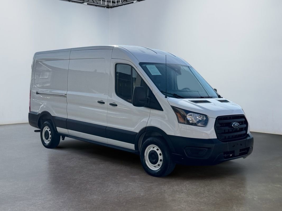 Used 2025 Ford Transit 250 Medium Roof RWD image 3