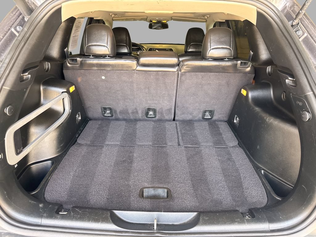 Used 2018 Jeep Cherokee Limited AWD/4WD image 8