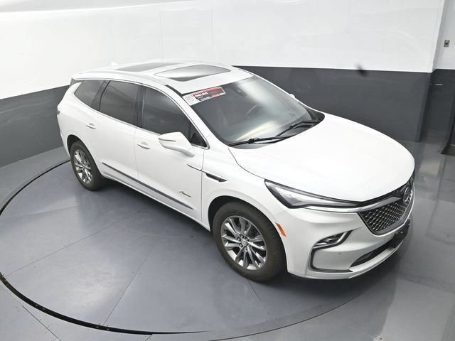 Used 2023 Buick Enclave Avenir w/ Avenir Technology Package AWD/4WD image 12