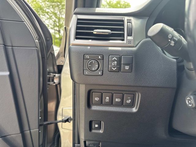 Used 2022 Lexus GX 460 Premium w/ Premium Package AWD/4WD image 30