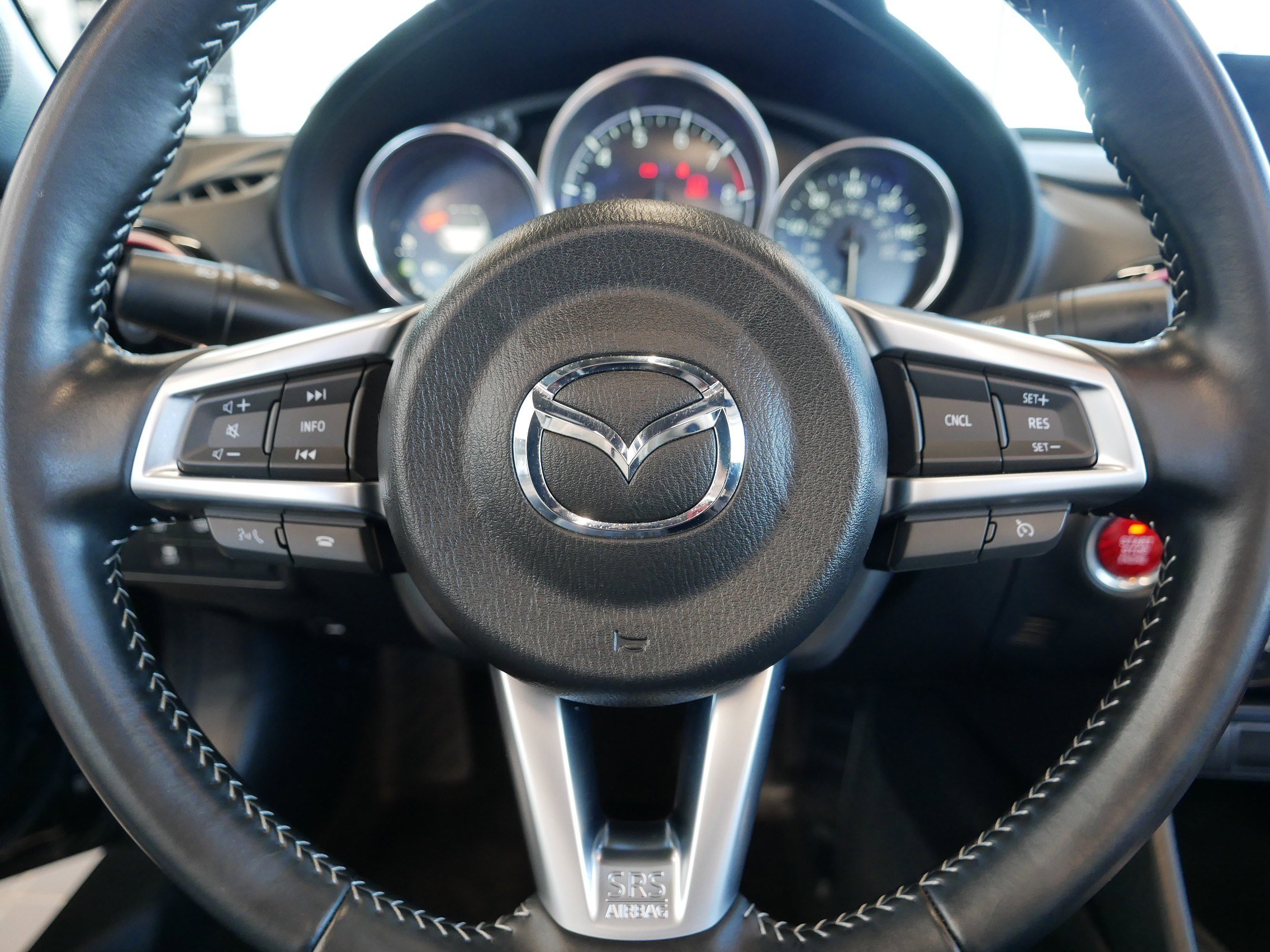 Used 2024 MAZDA MX-5 Miata Club image 25