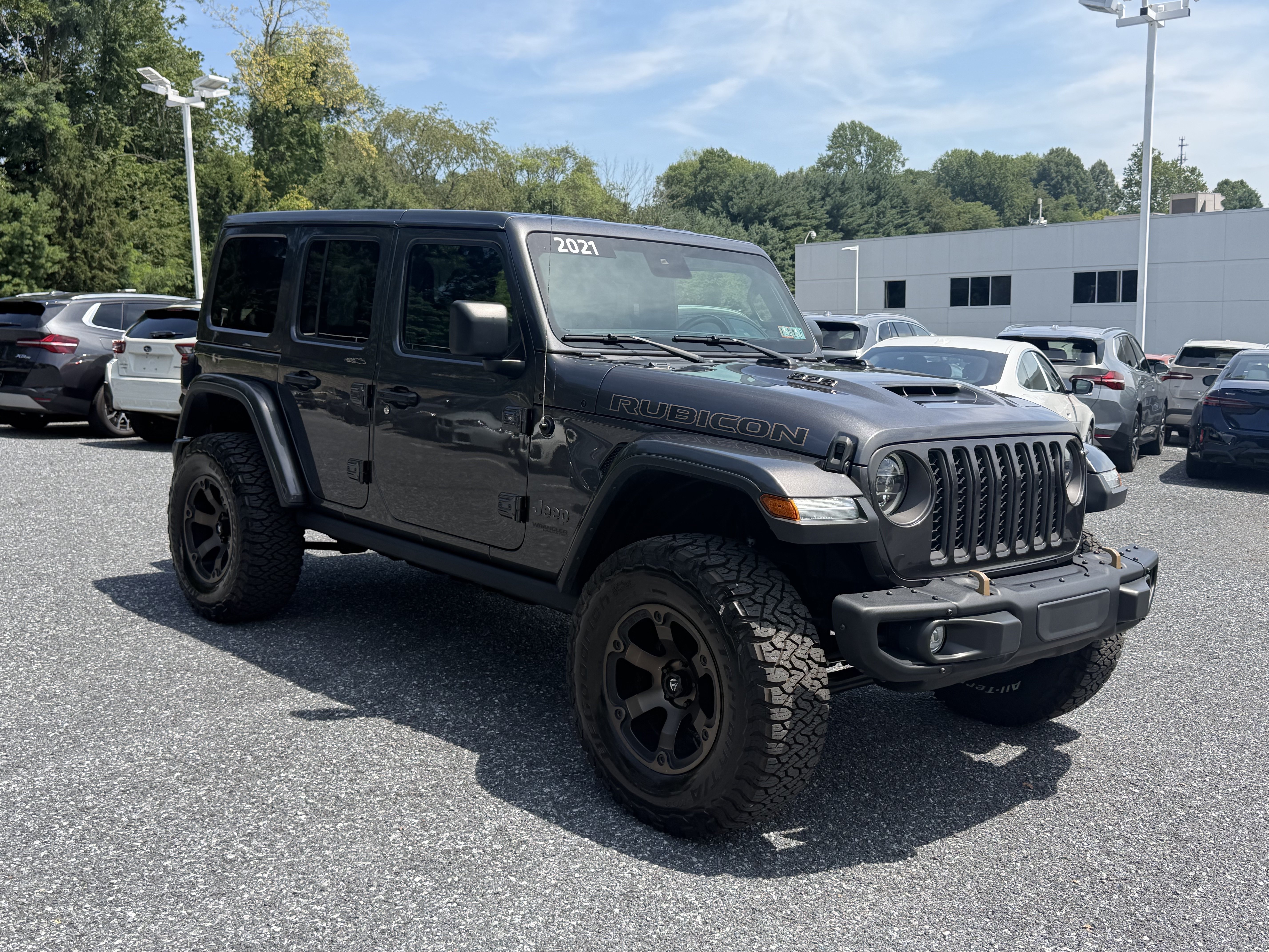 Used 2021 Jeep Wrangler Unlimited Rubicon w/ Dual Top Group AWD/4WD image 3