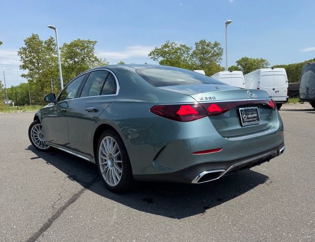 Used 2024 Mercedes-Benz E 350 4MATIC Sedan image 5
