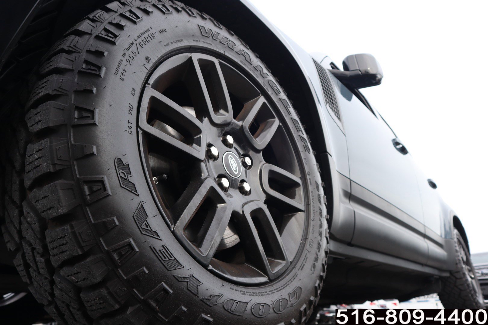 Used 2020 Land Rover Defender 110 S image 10