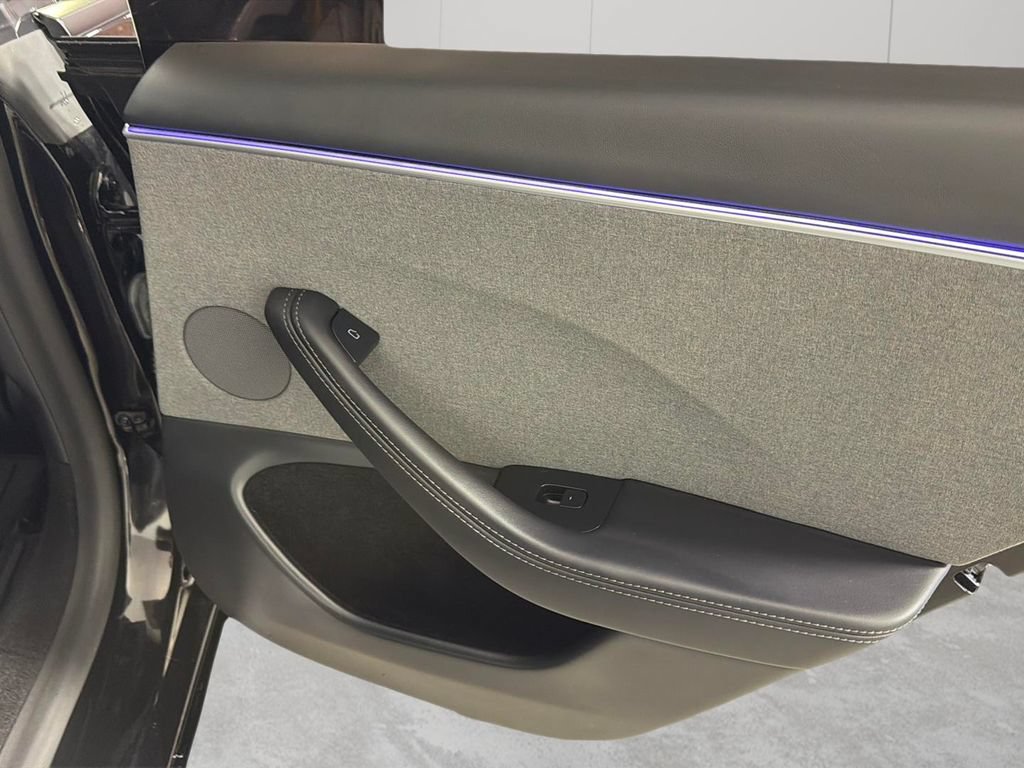 Used 2025 Tesla Model 3 Long Range RWD image 35