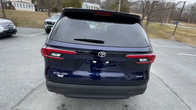 New 2026 Toyota Grand Highlander XLE image 7