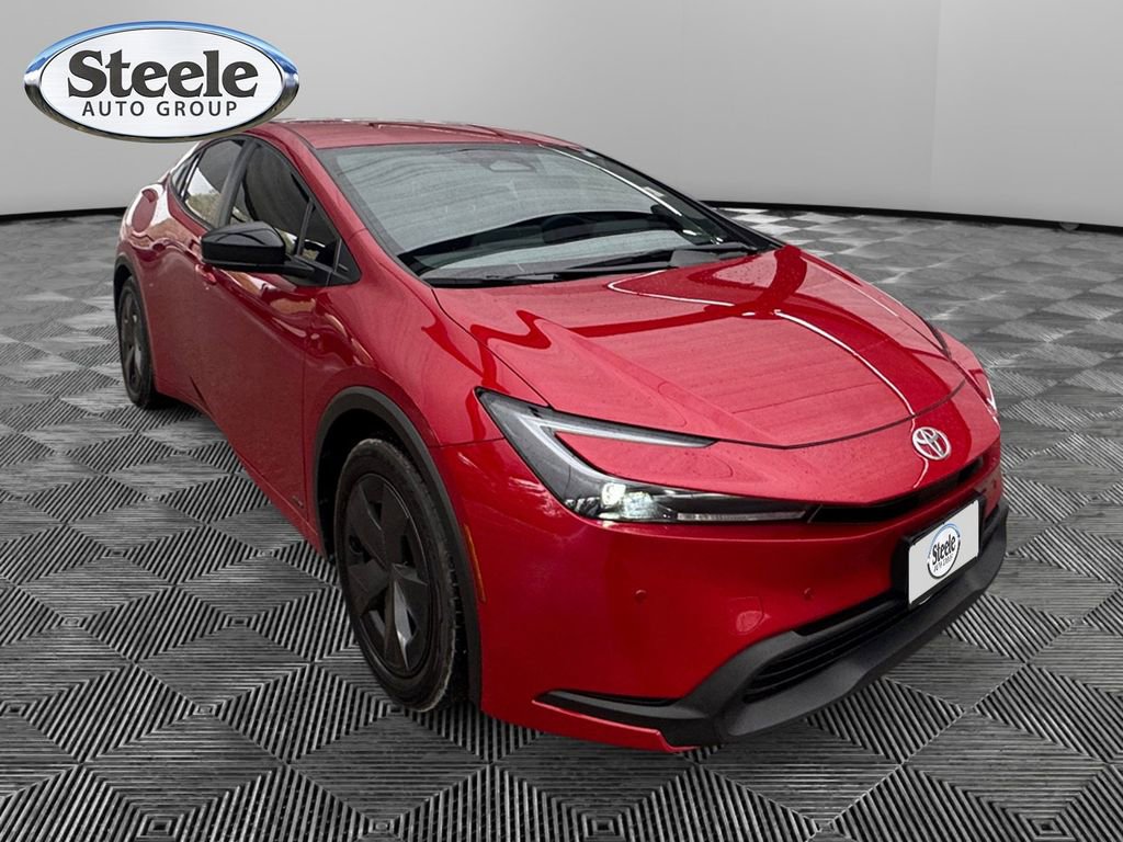 Used 2023 Toyota Prius LE image 7
