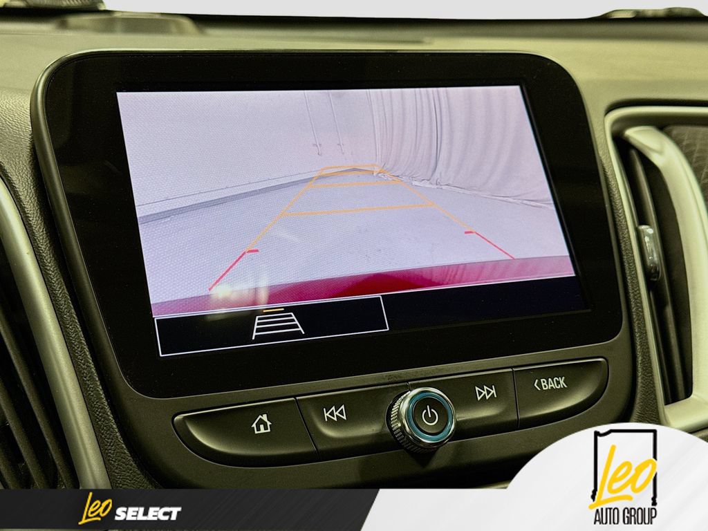 Used 2023 Chevrolet Malibu LT FWD image 16