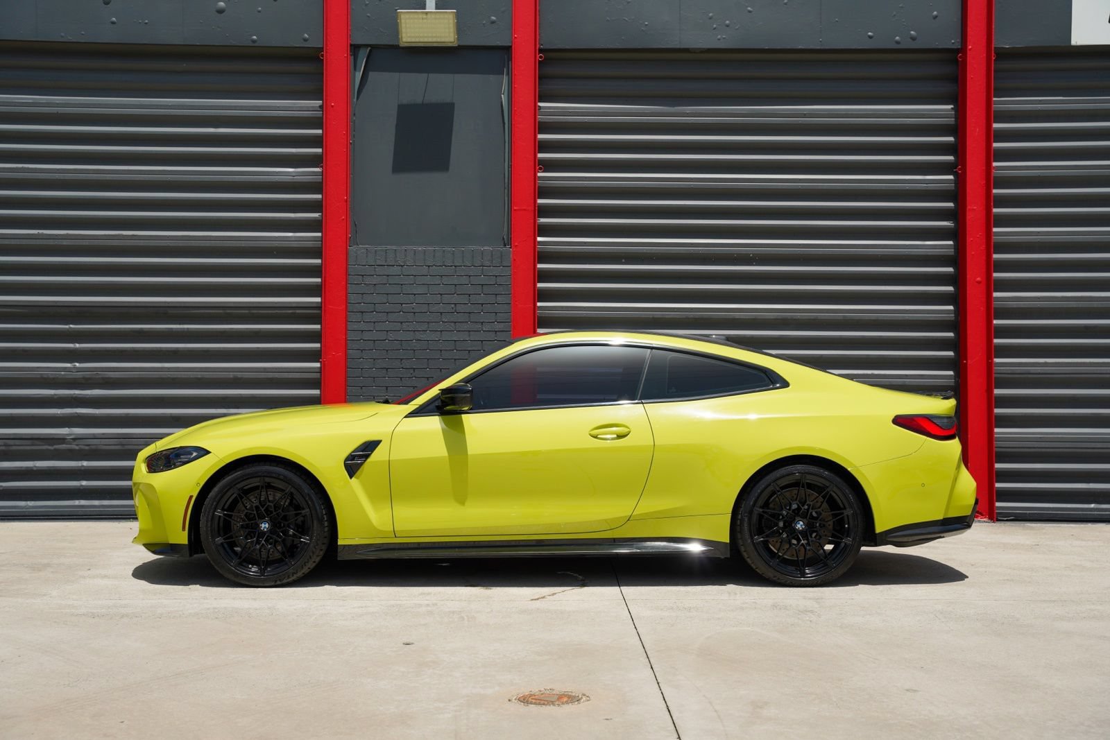 Used 2024 BMW M4 Competition w/ Parking Assistance Package RWD image 7