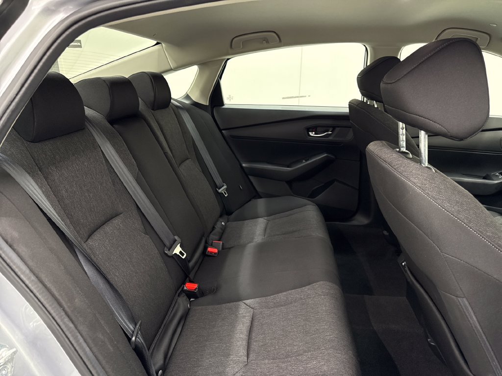 Used 2025 Honda Accord LX image 25