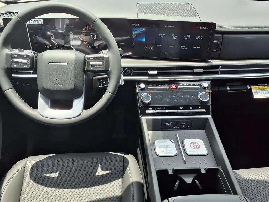 New 2026 Hyundai Santa Fe SEL FWD image 8