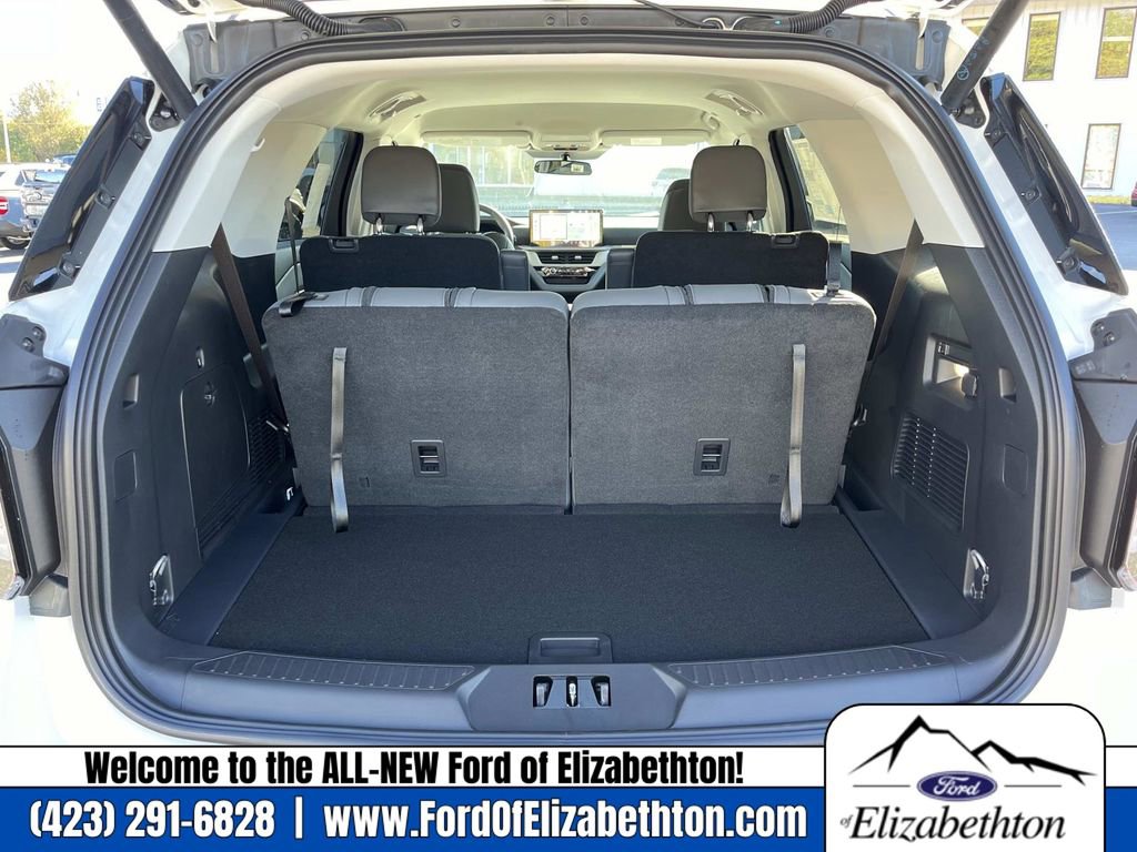 New 2026 Ford Explorer Active image 20