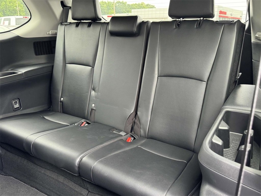 Used 2024 Toyota Grand Highlander XLE image 16