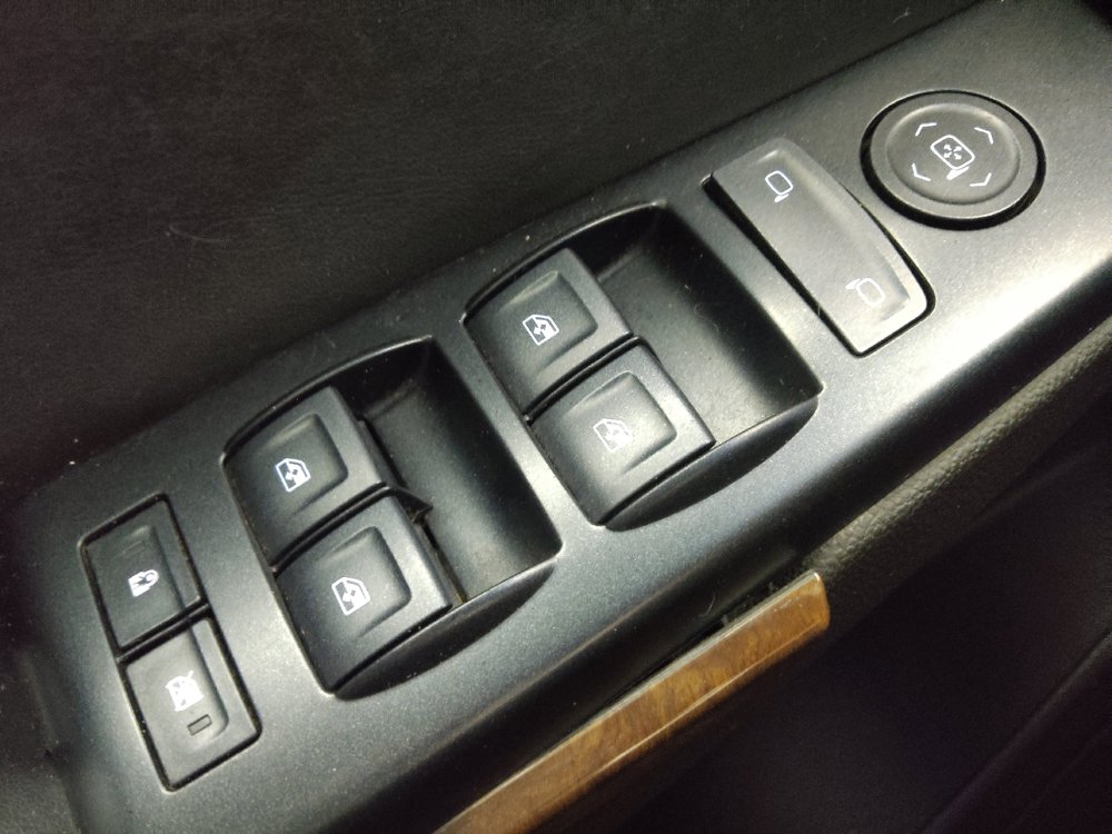 Used 2015 Chevrolet Tahoe LS RWD image 27