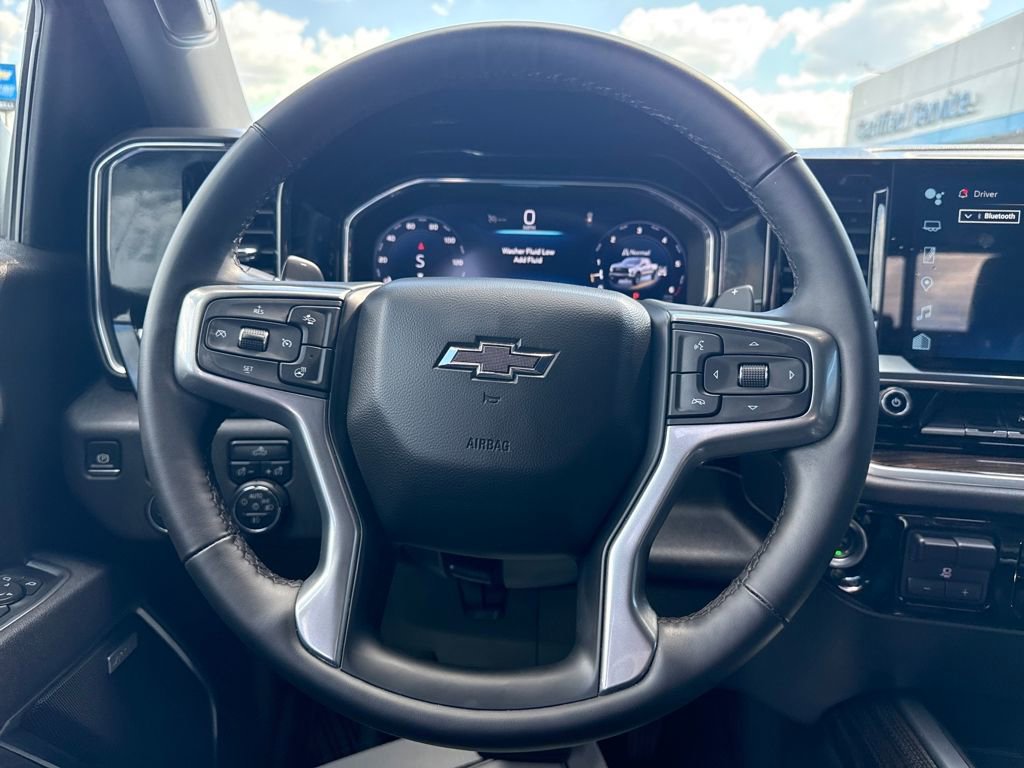 Used 2025 Chevrolet Silverado 1500 LT Trail Boss w/ Convenience Package II image 18