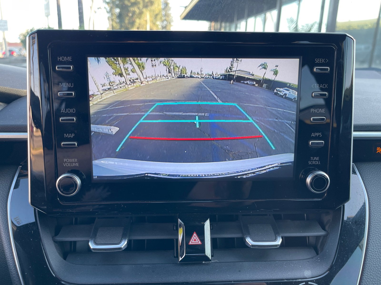 Used 2020 Toyota Corolla SE w/ Carpet Mat Package (TMS) image 19